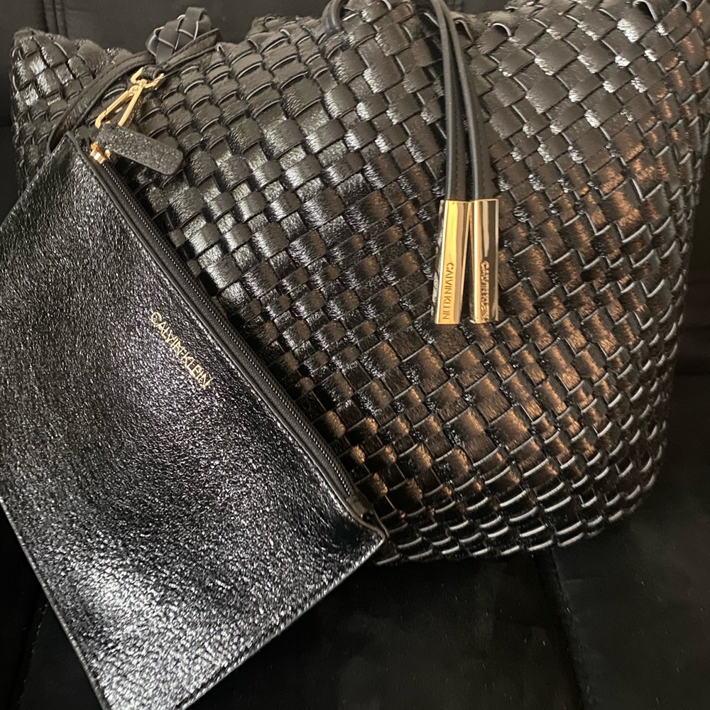 NWT reversible tote CALVIN KLEIN